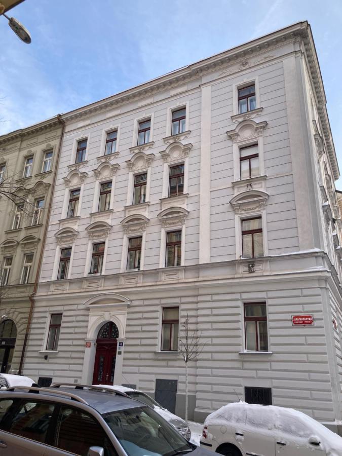 Apartment Jana Masaryka Praga Zewnętrze zdjęcie