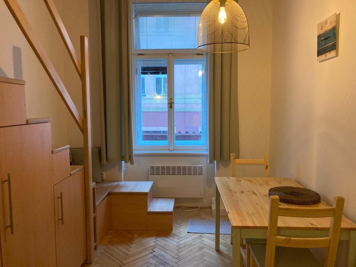 Apartment Jana Masaryka Praga Zewnętrze zdjęcie